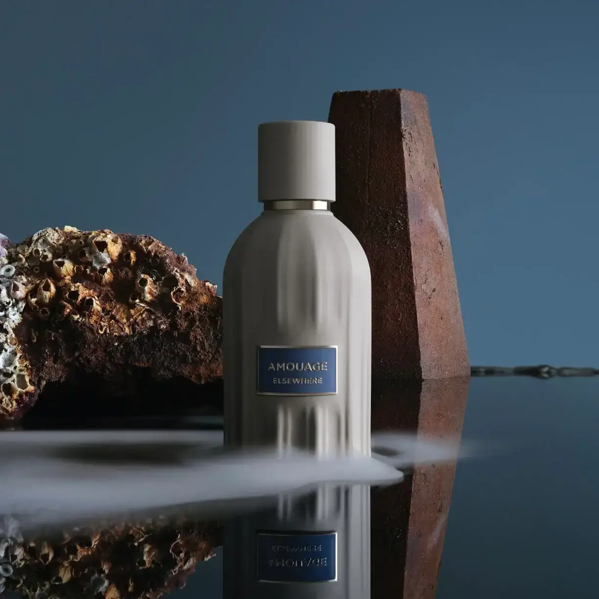 Elsewhere Amouage2 1 کمپین تبلیغاتی خرید عطر آمواج السور Amouage Elsewhere با تم دریایی
